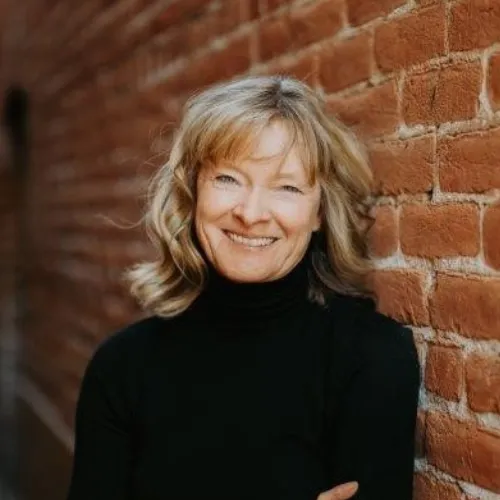 Diane Burnett, Broker Associate